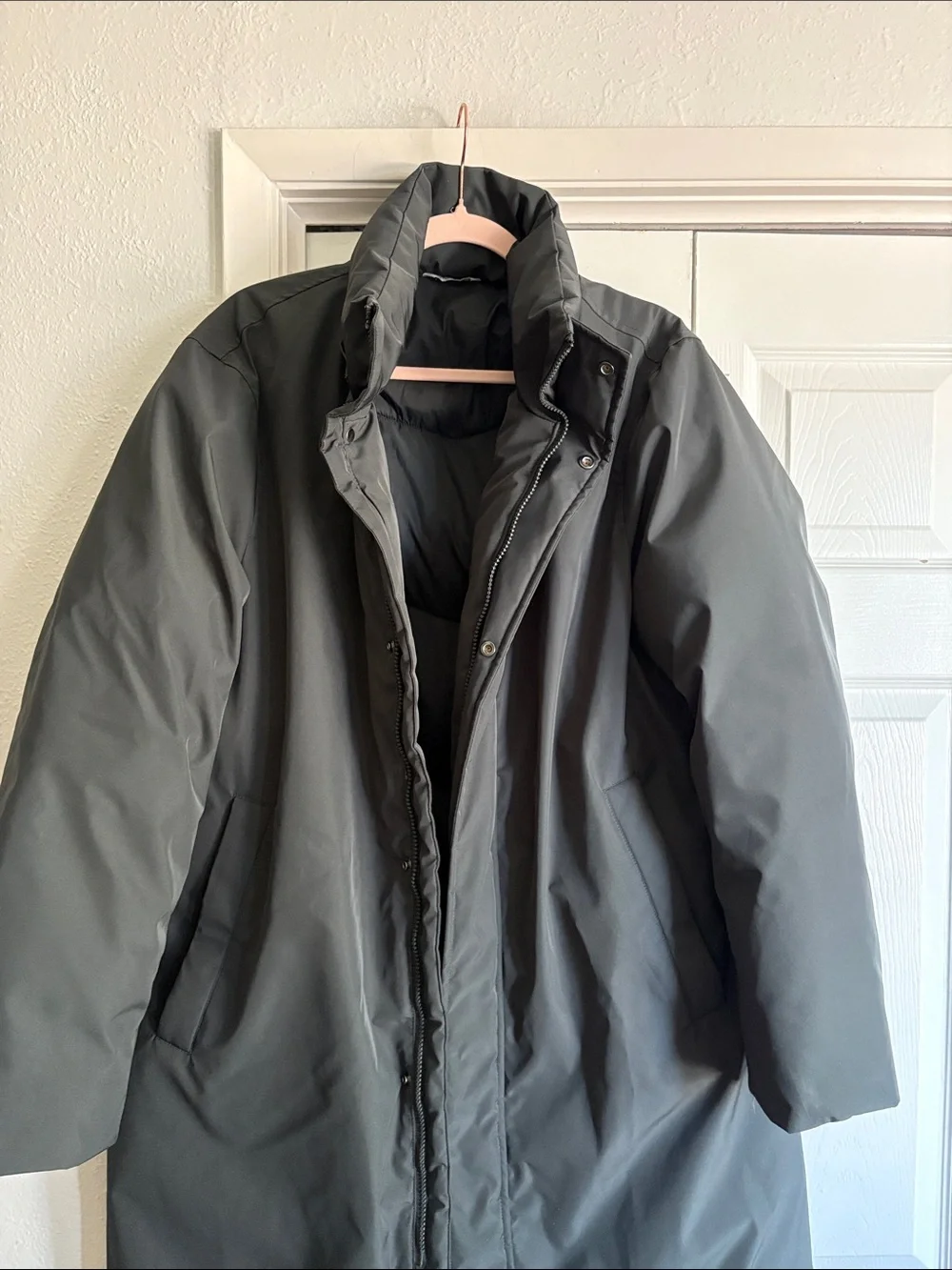 Zara Men’s Long Thick Puffer Coat